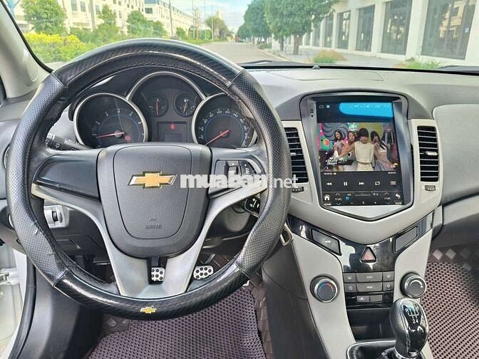 Bán Chevrolet Cruze 2018 số sàn. Xe cực đẹp