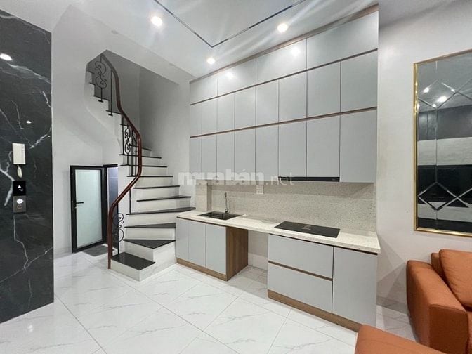 Nhà Mới 5Tầng-Thang Máy-Phố Võ Thị Sáu-Gần Hồ & Công Viên-DT67m2-12Tỷ6