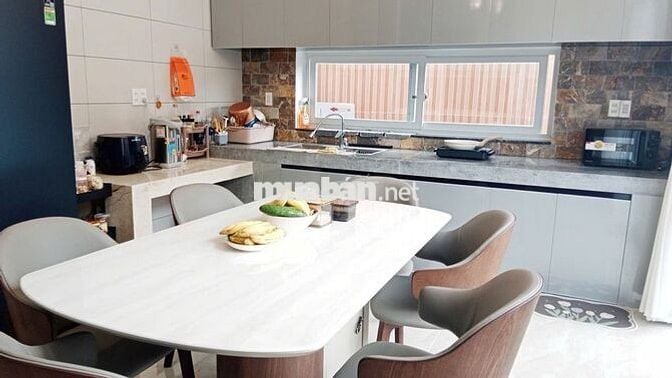 Bán Biệt Thự Đường Nam Hồ 200m2 - Giá chỉ 11,5 tỷ