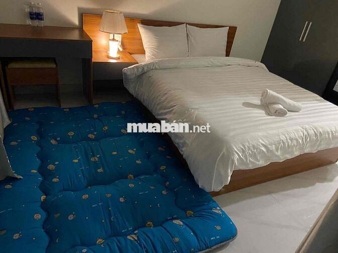 Cho thuê căn hộ dịch vụ full nội thất view mặt tiền đường cực đẹp, 5P