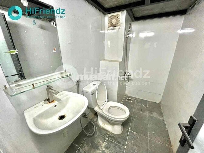 CĂN HỘ DUPLEX CỬA SỔ DIỆN TÍCH SIÊU RỘNG, GÁC CAO CÓ THANG MÁY