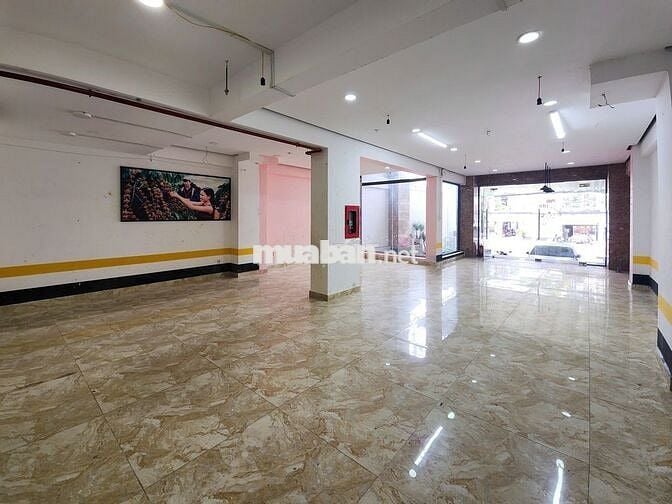 Mặt Bằng Kinh Doanh mặt tiền đường Huỳnh Tấn Phát - Quận 7