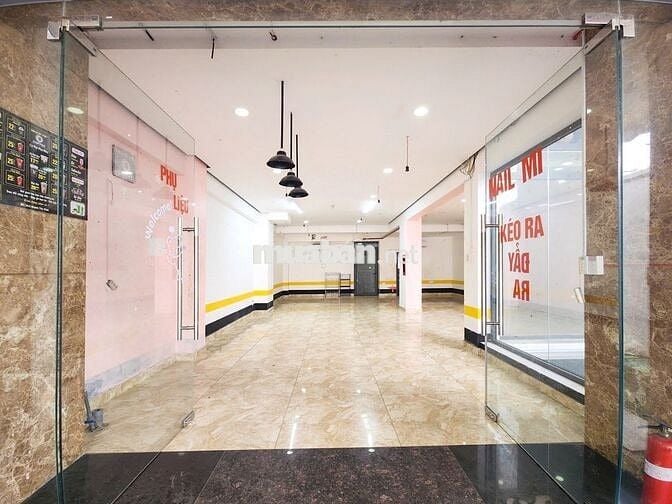 Mặt Bằng Kinh Doanh mặt tiền đường Huỳnh Tấn Phát - Quận 7