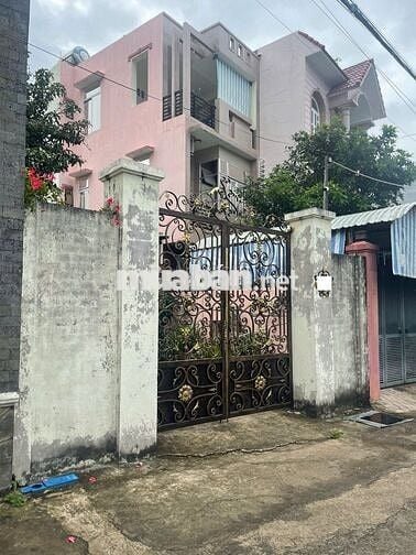 Đất trống full thổ cư. Hẻm 8 mét xe hơi quay đầu