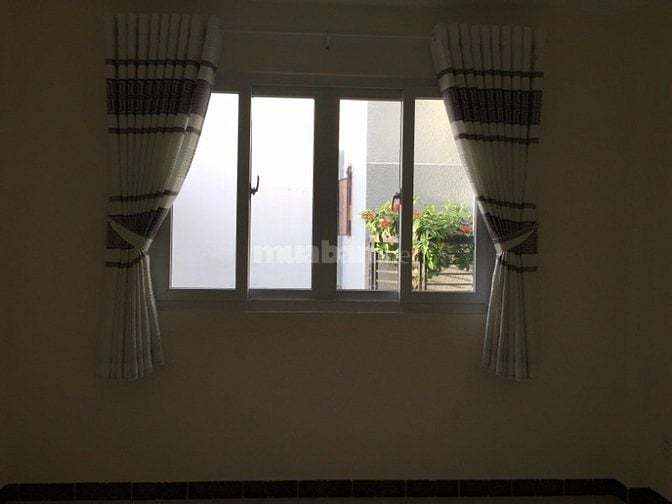 Cho thuê nhà nguyên căn đường Núi Thành gần Etown Cộng Hòa