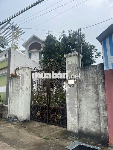 Đất trống full thổ cư. Hẻm 8 mét xe hơi quay đầu