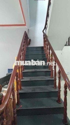 chính chủ : bán nhà dt 100m2 diện tích sử dụng 200m