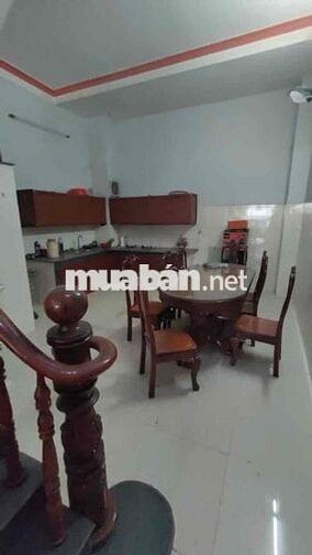 chính chủ : bán nhà dt 100m2 diện tích sử dụng 200m