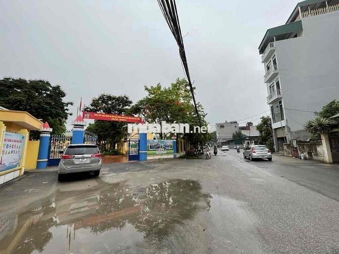 Nhà 45m2 - Tứ Hiệp/ Thanh Trì - View Hồ - Kinh Doanh Đỉnh - 7,8 tỷ