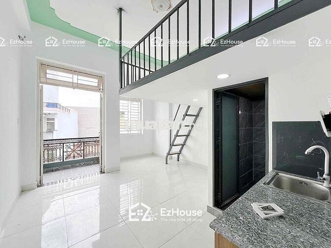 CHO THUÊ DUPLEX BAN CÔNG RỘNG 30M2 GẦN CÔNG VIÊN LÀNG HOA