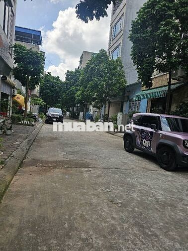 Bán gấp đất Tái định Cư Quỳnh Đô ,ô tô ,phân lô ,vỉa hè ,giá 6.5 tỷ