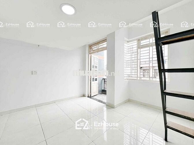 CHO THUÊ DUPLEX BAN CÔNG RỘNG 30M2 GẦN CÔNG VIÊN LÀNG HOA