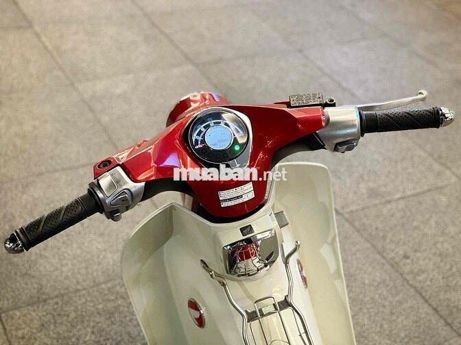 Honda Super Cub C125 900km Đỏ