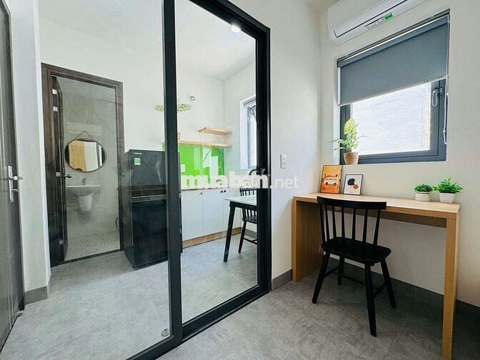 CĂN 1PN 1WC CỬA SỔ TRỜI THOÁNG MÁT, FULL NỘI THẤT GẦN NGÃ TƯ HÀNG XANH