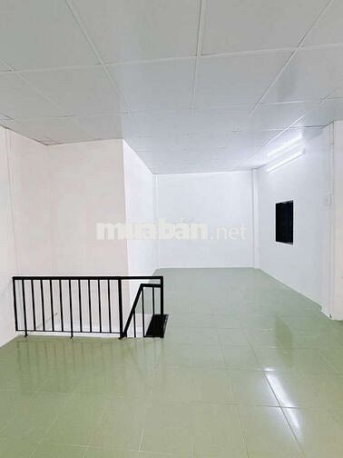 Q4, 30m ra MT Vĩnh Khánh, vị trí hiếm, 3 tầng, DTSD 60m², chỉ 3. 45 tỷ