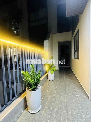 BÁN CĂN 2PN FULL NỘI THẤT SIÊU ĐẸP CHỈ 3,85 TỶ, SÁT TRUNG TÂM Q.5, Q.1