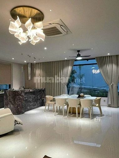BÁN BIỆT THỰ SIÊU VIP NGAY MẠC ĐĨNH CHI, P.SÀI GÒN, 12x18, Chỉ 66 tỷ 