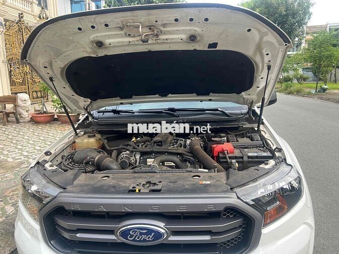 Ford Ranger 2020 XLS 2.2L 4x2 MT - 30000 km-zin