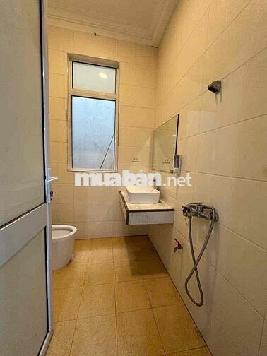cho thuê toà nhà 55m 3 tầng   đống đa phù hợp mọi loại hình 25tr