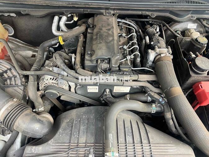 Ford Ranger 2020 XLS 2.2L 4x2 MT - 30000 km-zin