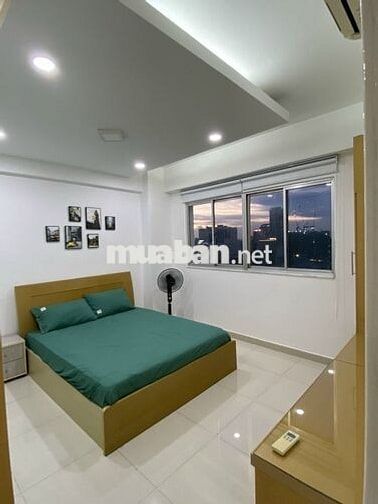 BÁN căn hộ H3 - Hoàng Diệu , Q4