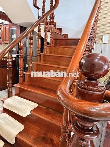 Nhà tâm huyết cả đời , Hẻm Xe Tải , Nội Thất gỗ full.  Mã Lò , BT