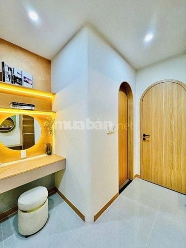 100M2 ĐẶNG THUỲ TRÂM, Bình Thạnh - 4 LẦU Thanh Máy VIP Giá 5.8TỶ