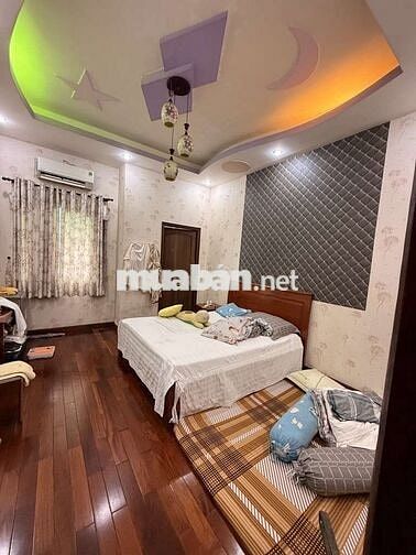 Nhà tâm huyết cả đời , Hẻm Xe Tải , Nội Thất gỗ full.  Mã Lò , BT