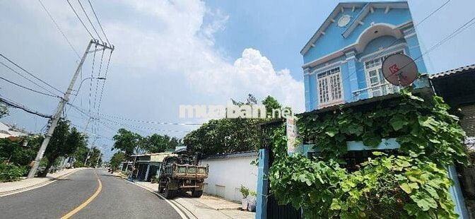 Đất số hồng riêng. Mặt tiền đường Đào Sư Tích - Nhà Bè.