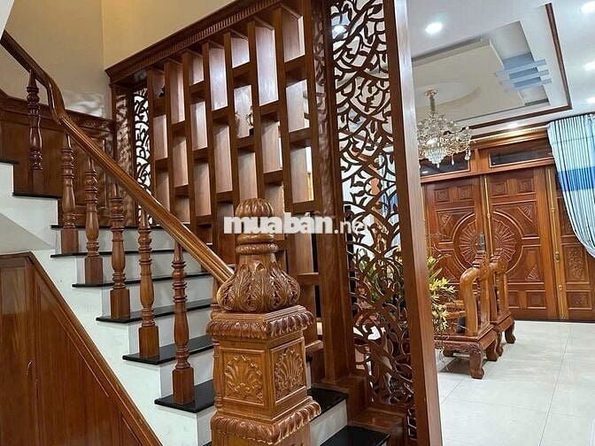 Nhà Hiệp Thành, chủ để lại nội thất gỗ đầy đủ, 74m2, chỉ 6.2 tỏi,