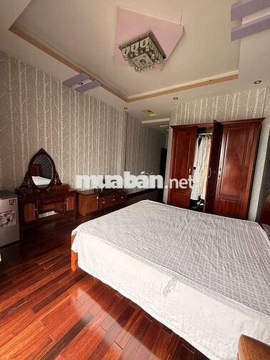 Nhà tâm huyết cả đời , Hẻm Xe Tải , Nội Thất gỗ full.  Mã Lò , BT