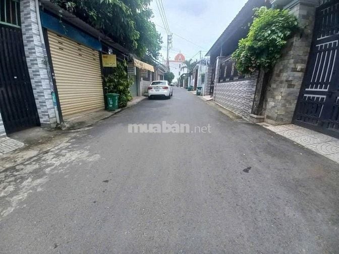 Cần tiền bán nhanh căn nhà ngay Tân Xuân 65m2 Sổ Hồng Riêng 700triệu 