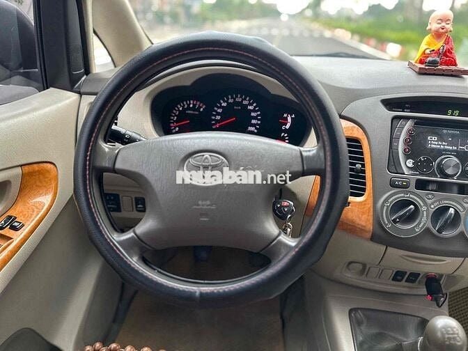 Toyota Innova 2010 G - 152886 km
