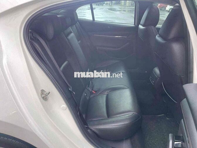 Mazda 3 2021 2.0L Signature Premium - 90000 km