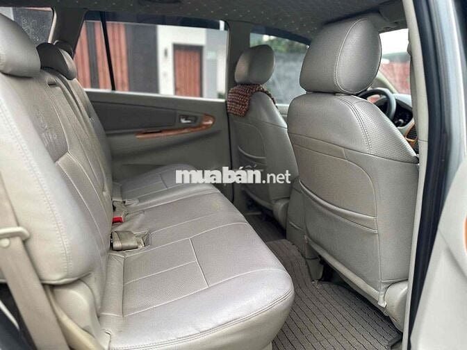 Toyota Innova 2010 G - 152886 km