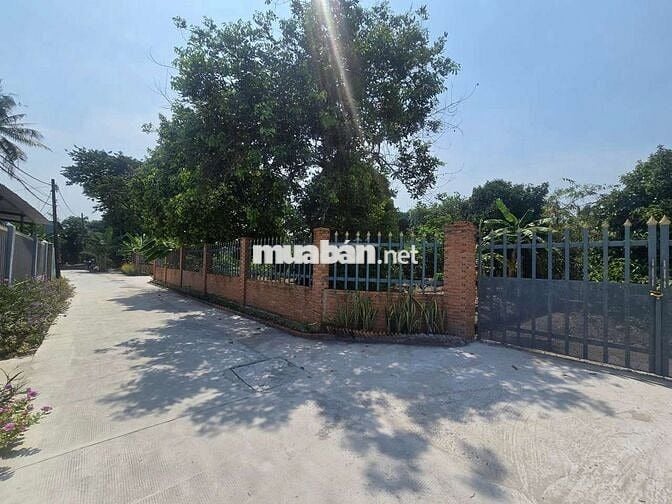 1985m2 đất có 600m2 thổ cư gần sông sài gòn bán 7.5 triệu m2