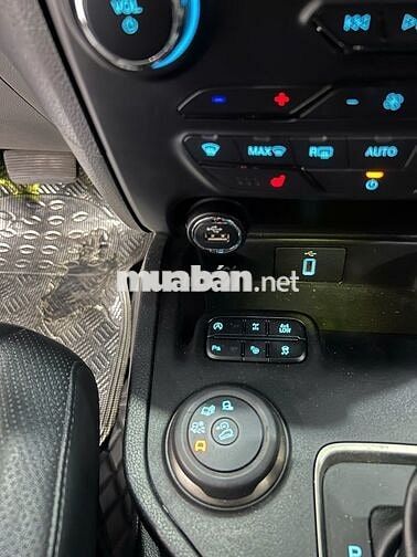 Everest Titanium BiTurbo 4x4 2022 Biển TP 1 Chủ