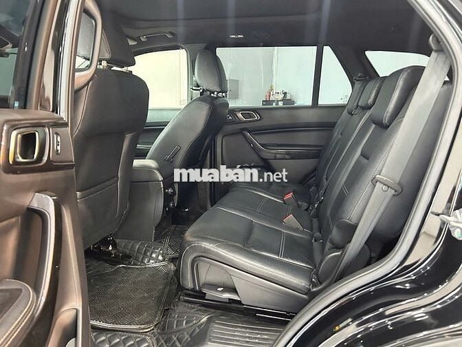 Everest Titanium BiTurbo 4x4 2022 Biển TP 1 Chủ