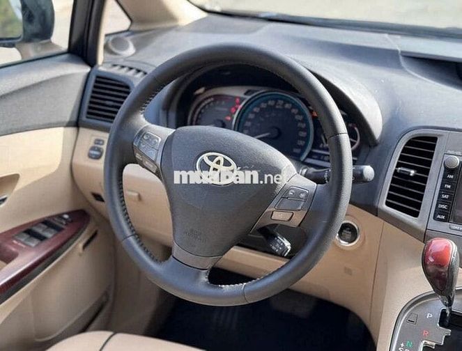 Toyota Venza 2009 đăng ký 2011 bản full
