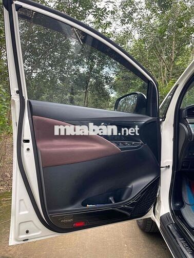 Toyota Innova 2020 E 2.0 MT - 68000 km