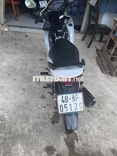 do như cầu mua xe mới em cần bán em nó