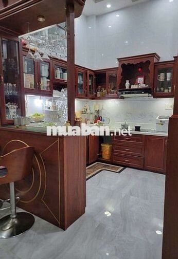 NHÀ ĐẸP HẺM 4 TẦNG - LẠC LONG QUÂN Q11 ( 5,4m x 14m)