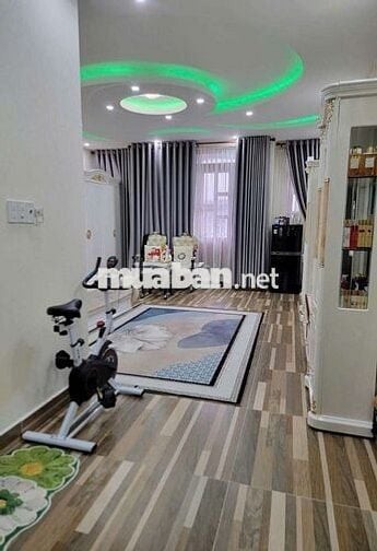 NHÀ ĐẸP HẺM 4 TẦNG - LẠC LONG QUÂN Q11 ( 5,4m x 14m)