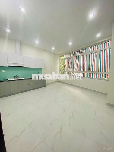 🏡 Cho Thuê Nhà HXH Cửu Long_4,5x20m, Trệt 3 Lầu, Vừa Sơn Mới.