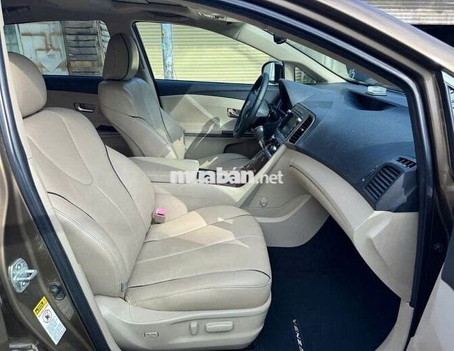 Toyota Venza 2009 đăng ký 2011 bản full