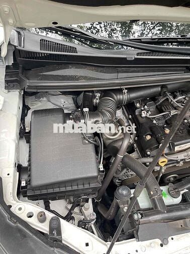 Toyota Innova 2020 E 2.0 MT - 68000 km