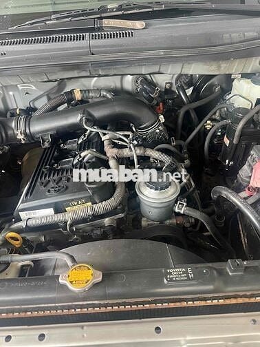 Toyota Innova 2015 G - 150000 km