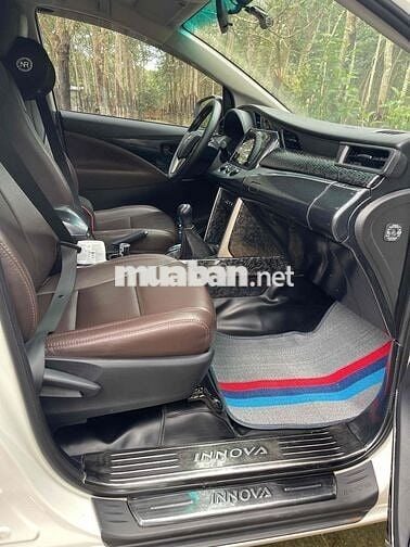 Toyota Innova 2020 E 2.0 MT - 68000 km