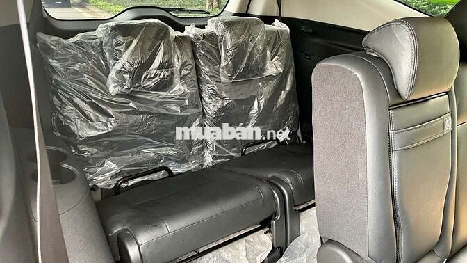 Pajero Sport 3.0 V6 máy xăng cao cấp nhất