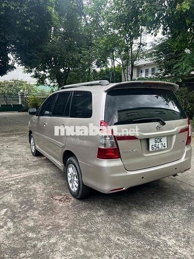 Toyota Innova 2015 G - 150000 km